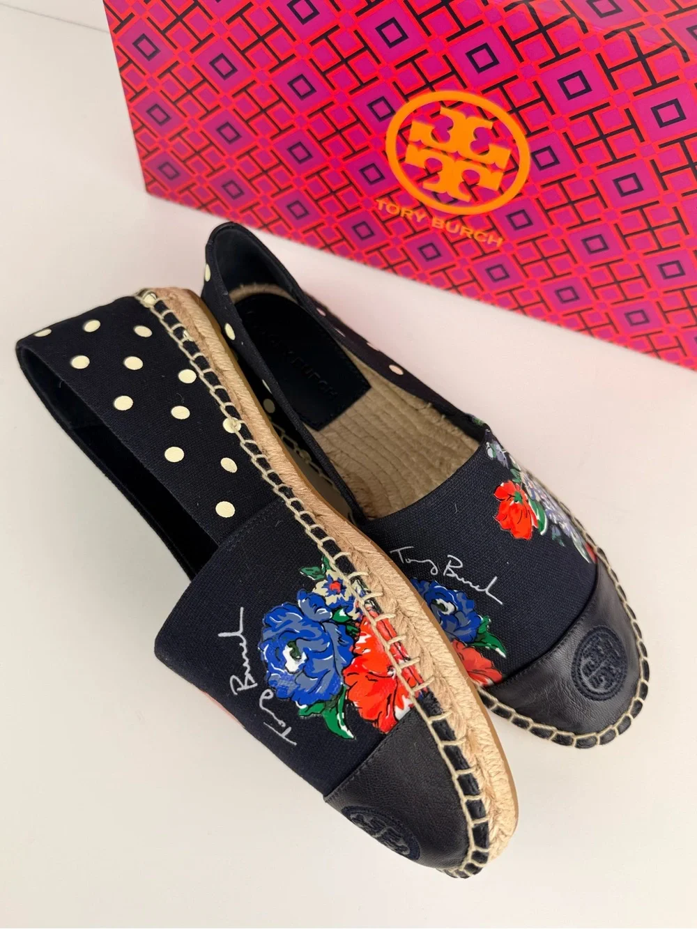 Tory Burch tory burch